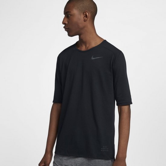 Nike Run Division Rise 365 | Black - Click Image to Close