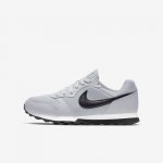 Nike MD Runner 2 | Wolf Grey / Total Crimson / White / Black