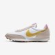 Nike Daybreak | Fossil Stone / Summit White / Magic Flamingo / Saffron Quartz