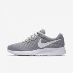 Nike Tanjun | Wolf Grey / White